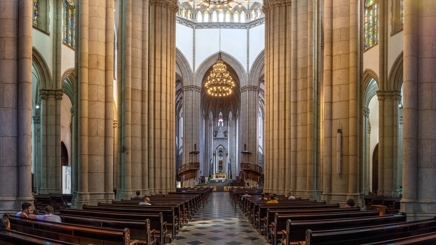 ChurchCRM 7.4.1 com suporte completo ao português — software gratuito de gestão de igrejas para congregações brasileiras e lusófonas